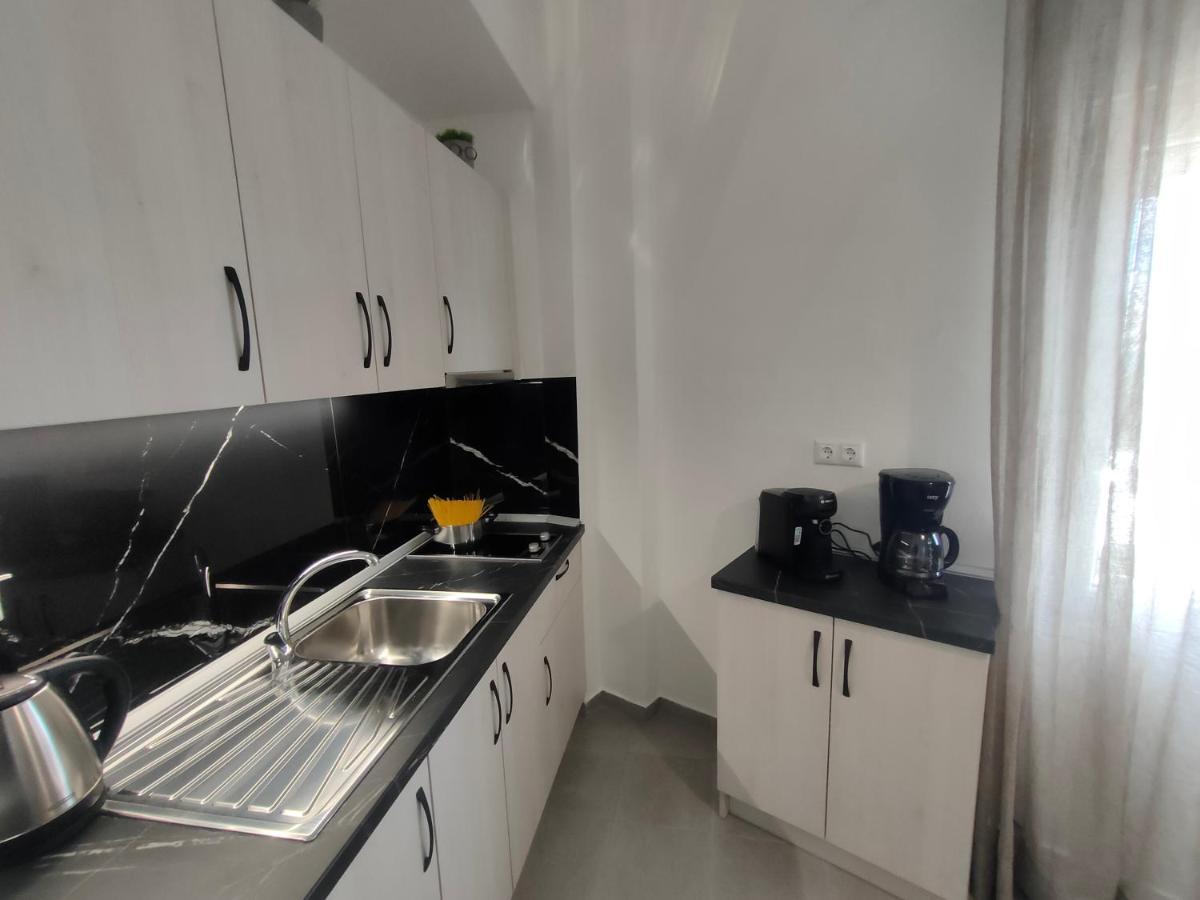 Anastasia Apartment Kavála ภายนอก รูปภาพ